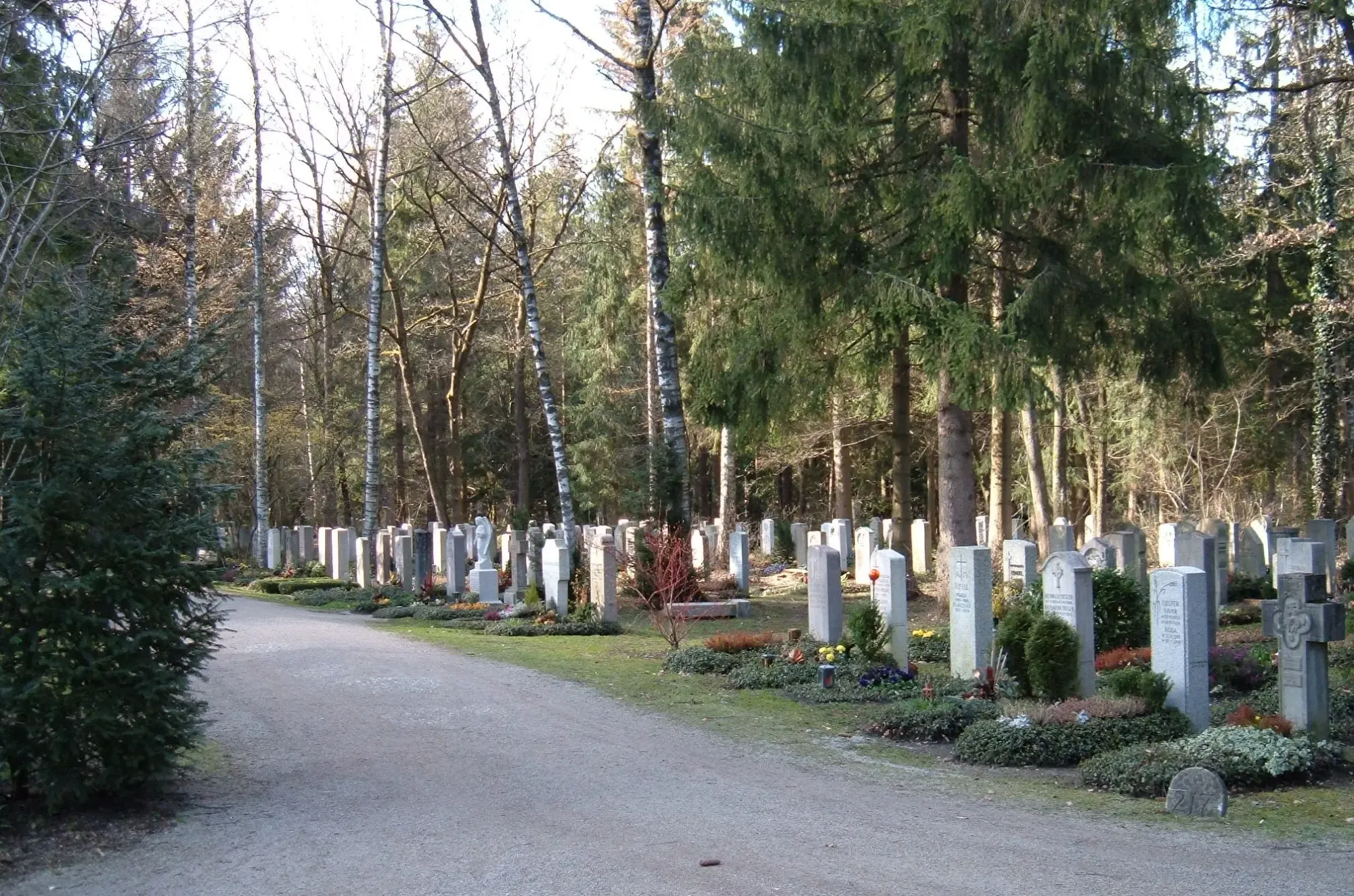 Woodland Cemetery 
