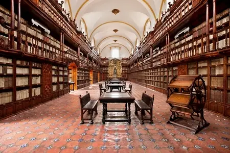Palafoxiana Library