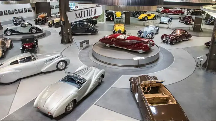 Mullin Automotive Museum