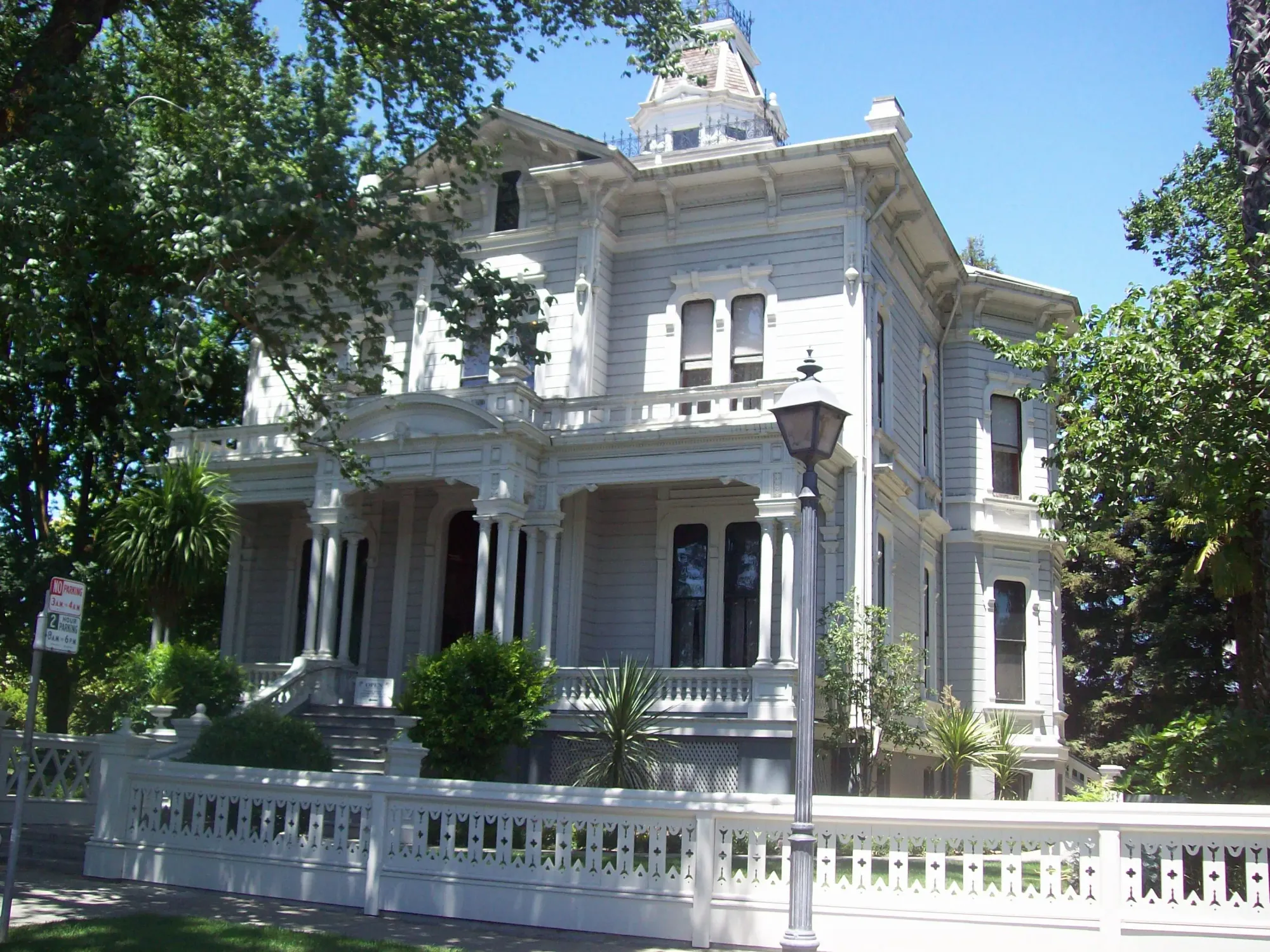 McHenry Mansion 