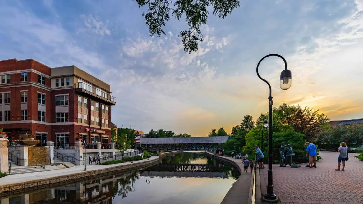 12 Best Things To Do In Naperville (Centennial Beach) | Karta