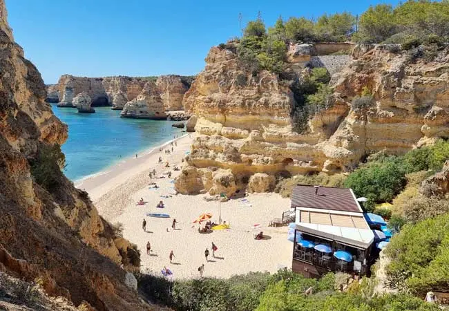 The Praia da Marinha beach; an independent tourism guide for 2024