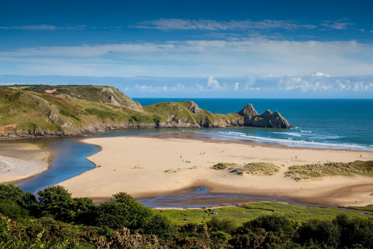 Three Cliffs Bay walk, Gower | Countryfile.com