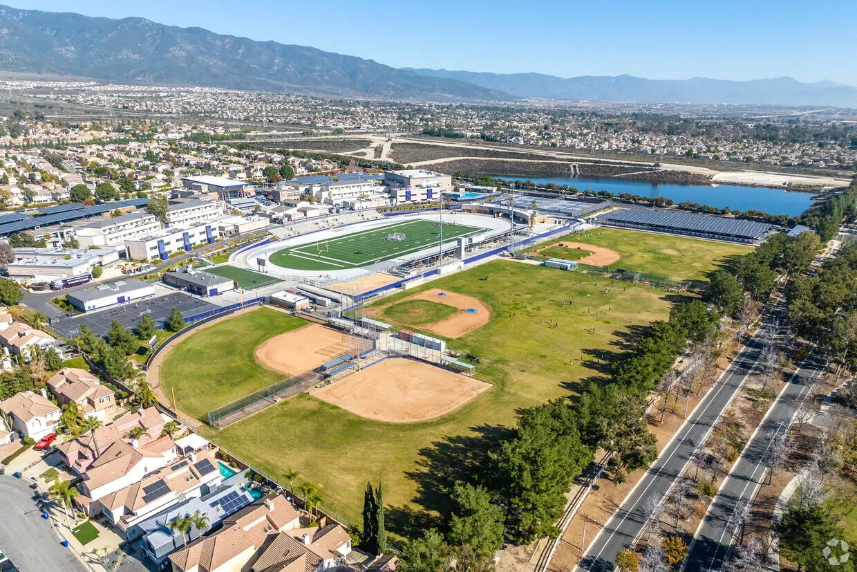 Rancho Cucamonga High School, Rancho Cucamonga CA Rankings & Reviews 