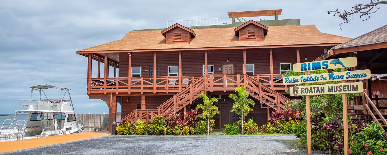  Roatan Institute for Marine Sciences