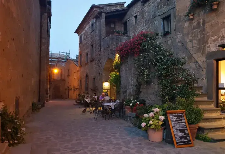 To stay in Civita di Bagnoregio, the dying city: my experience