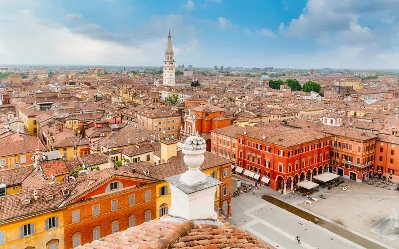 A case of West Nile virus has been reported in Modena, Italy. 