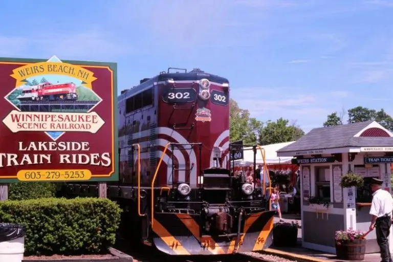 Winnipesaukee Scenic Railroad - Granite State Scenic Railway