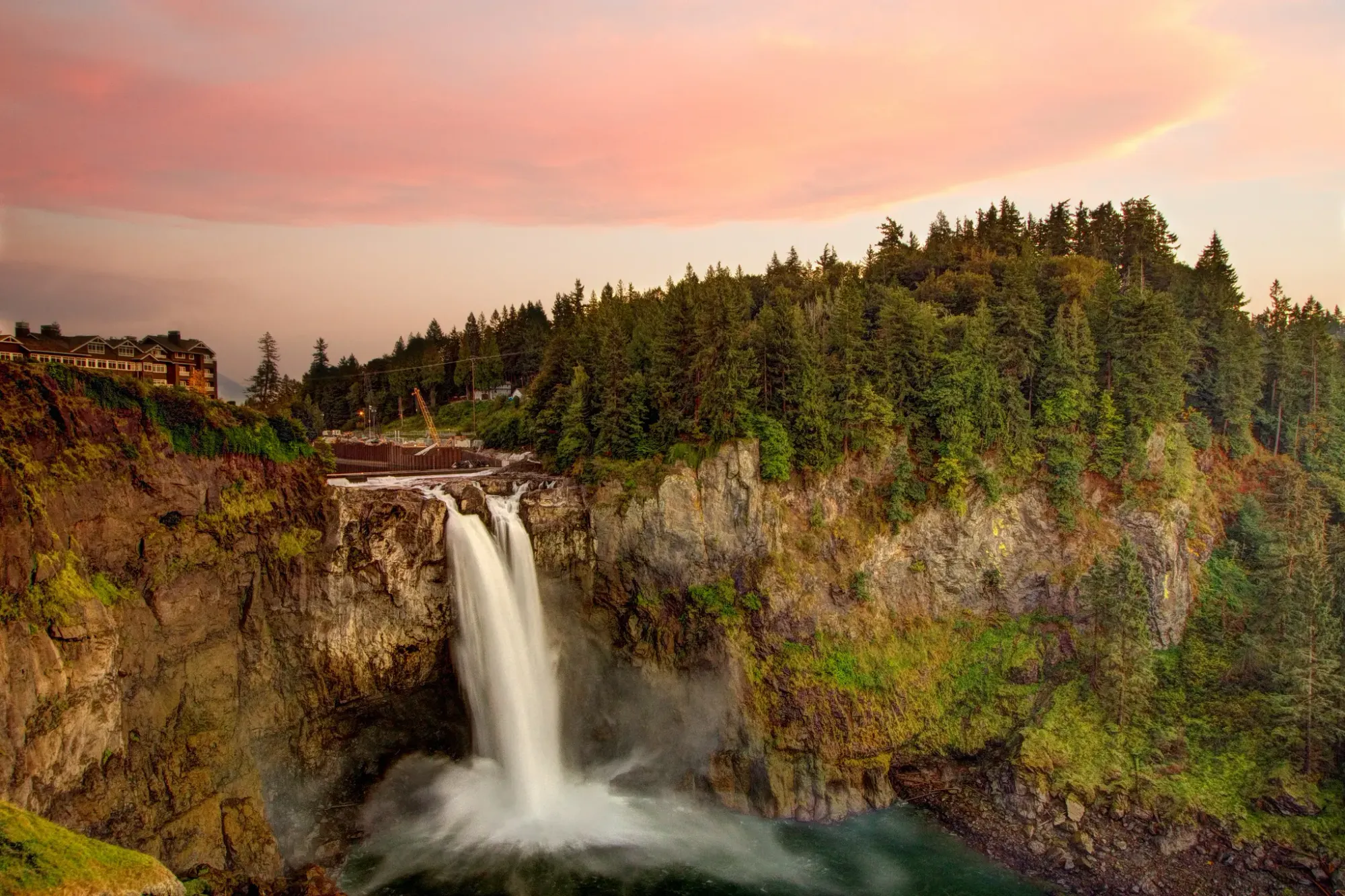 Snoqualmie Falls - Wikipedia