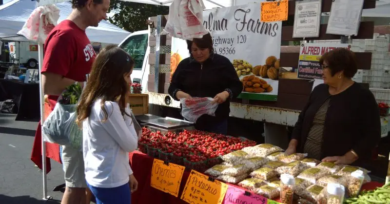 Weberstown Mall Sunday Farmers' Market | Visit Stockton