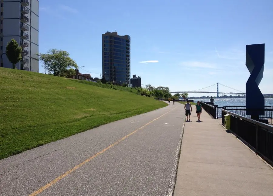 Riverfront Trail - Tourism Windsor Essex Pelee Island