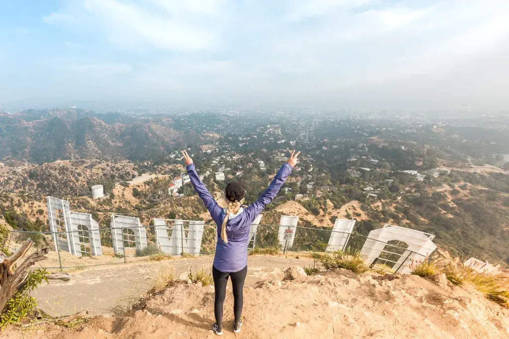 How to Hike to The Hollywood Sign - Me & My Travel Bugs