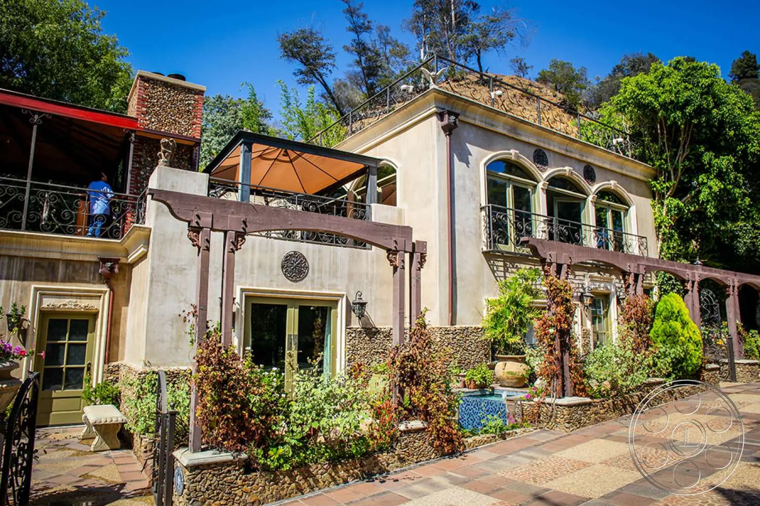 Houdini House | Filming and Photography Location | Laurel Canyon