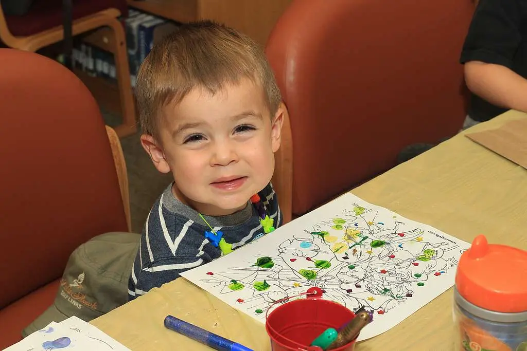 Benicio Solis, 2, draws during summer craft day, hosted - NARA & DVIDS  Public Domain Archive Public Domain Search