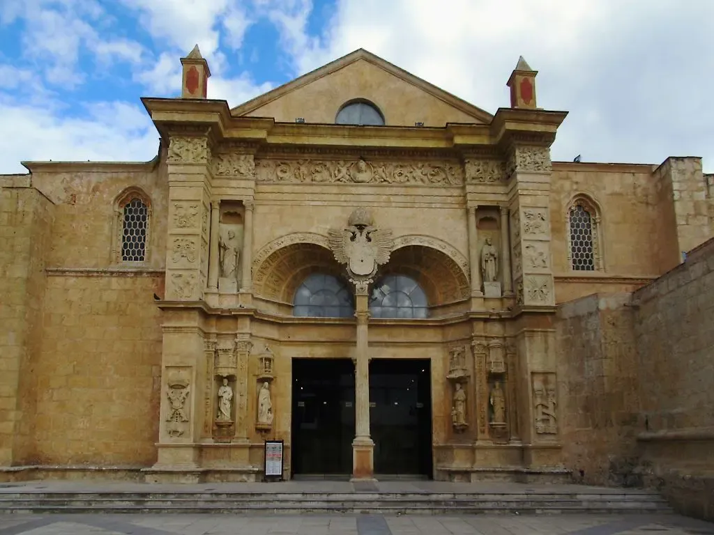 File:Catedral Primada de América (32984578730).jpg - Wikimedia Commons