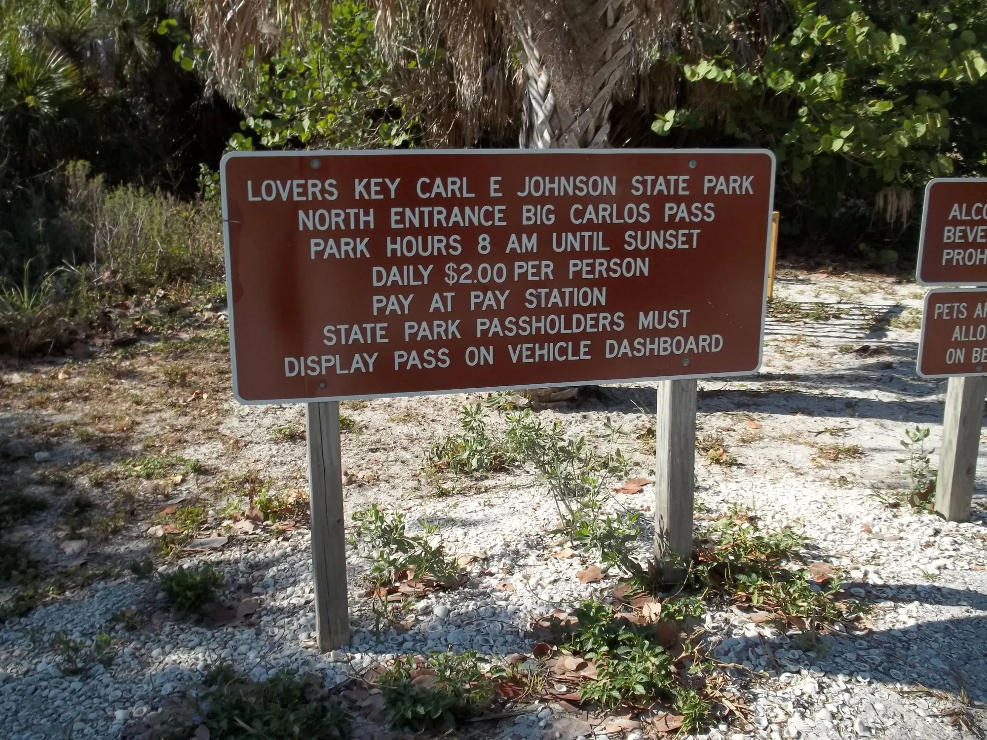 File:Fort Myers Beach FL Lovers Key SP north sign01.jpg - Wikimedia Commons