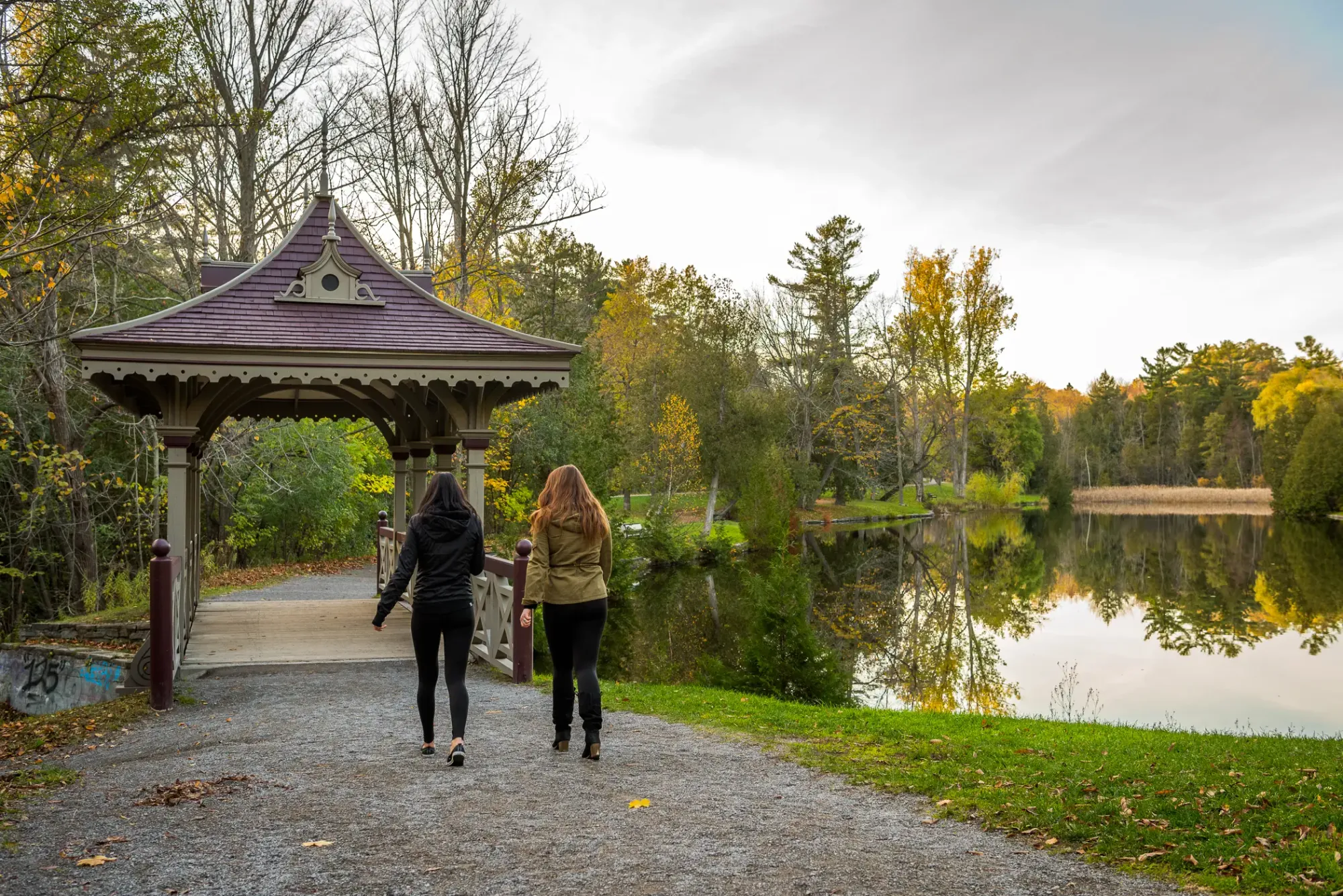 File:Peterborough Jackson Park Parc Jackson de Peterborough  (39154289192).jpg - Wikimedia Commons