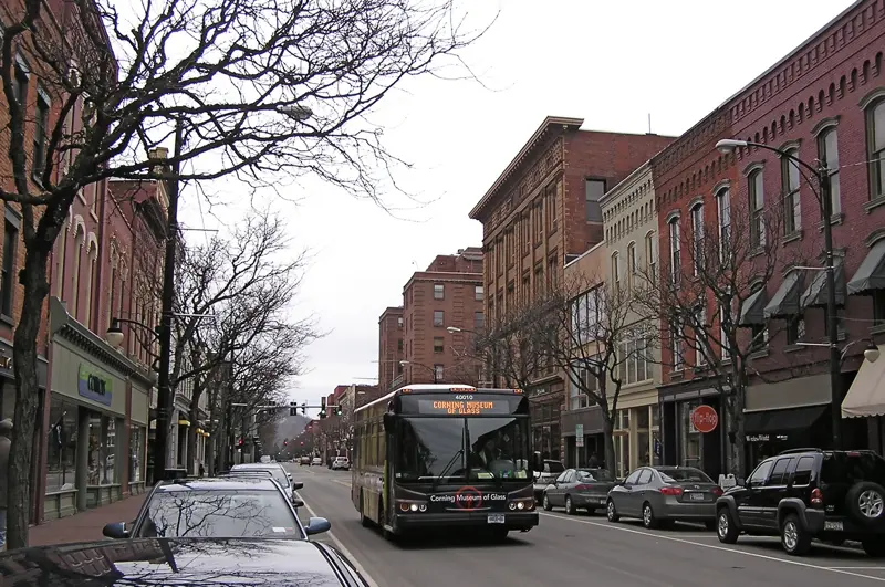 File:Downtown Corning New York.jpg - Wikimedia Commons