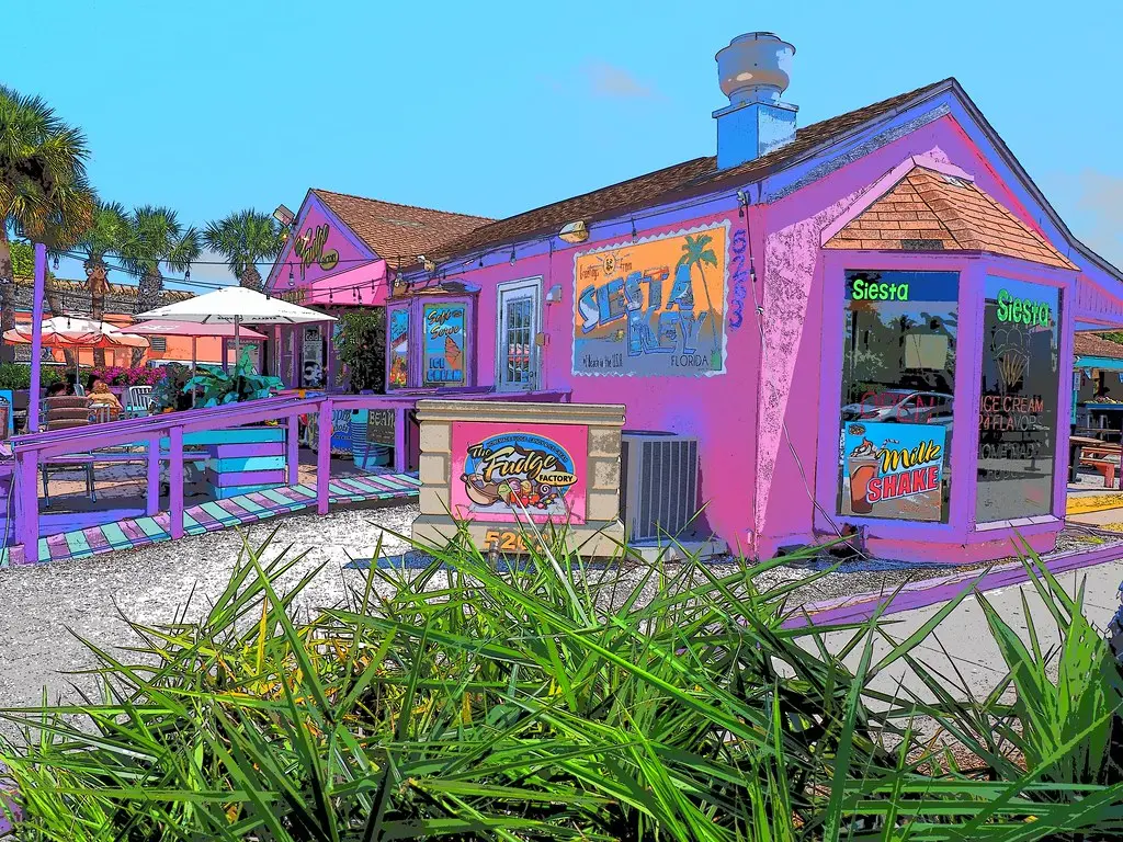 SK Village Art 1B | Siesta Key Florida 4/30/21 | Chaplain iMonk | Flickr