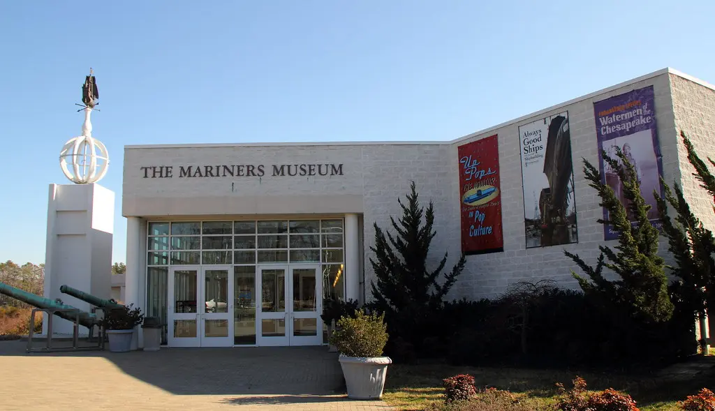 Mariners' Museum | Main entrance to the Mariners' Museum, in… | Flickr