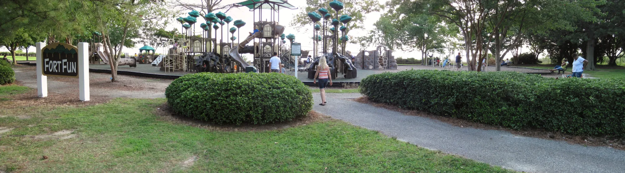 File:Fort Fun, Huntington Park, Newport News, Va, Panorama.jpg - Wikimedia Commons