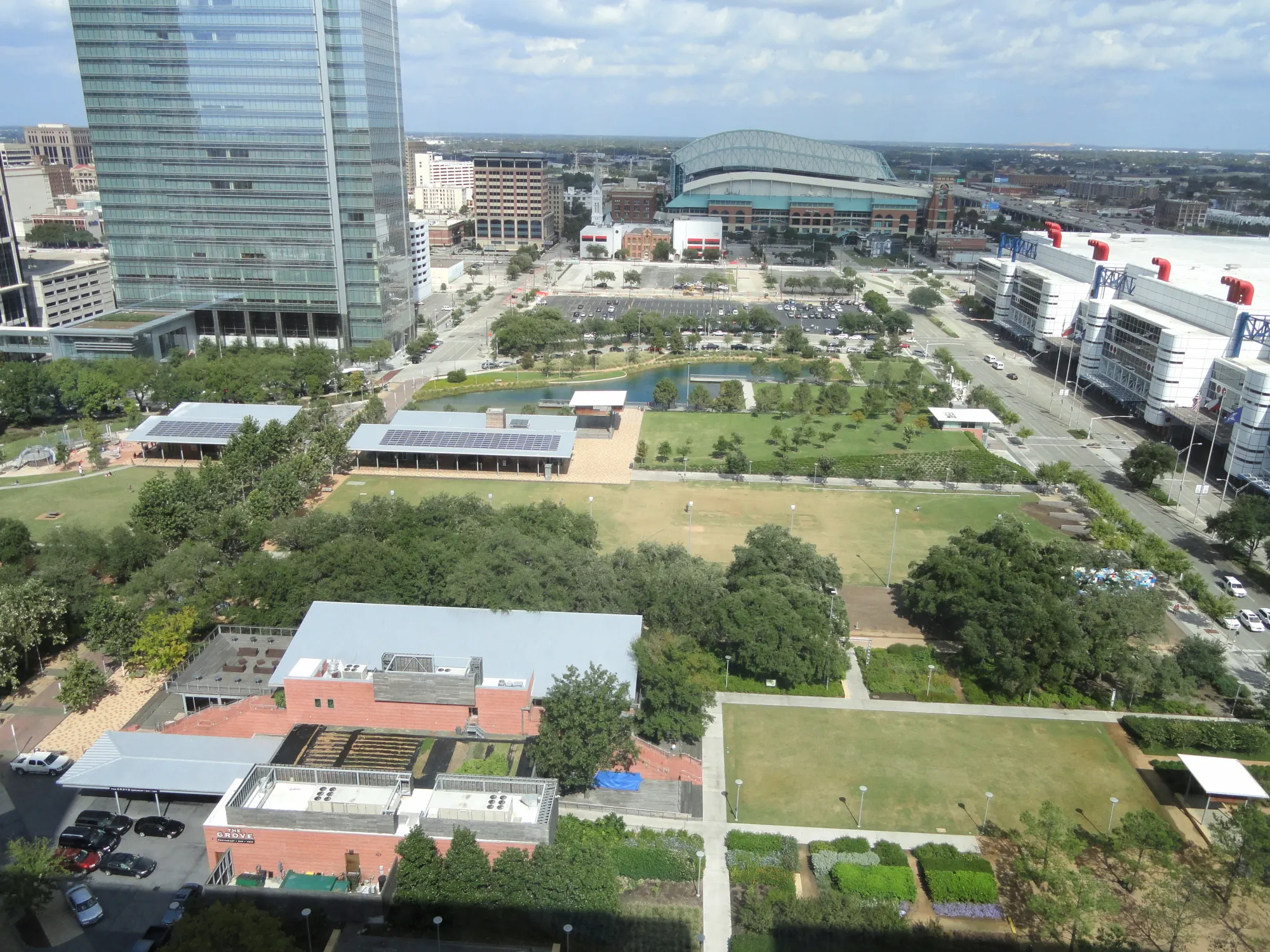 File:Discovery Green - Houston, Texas - DSC01318.JPG - Wikimedia Commons