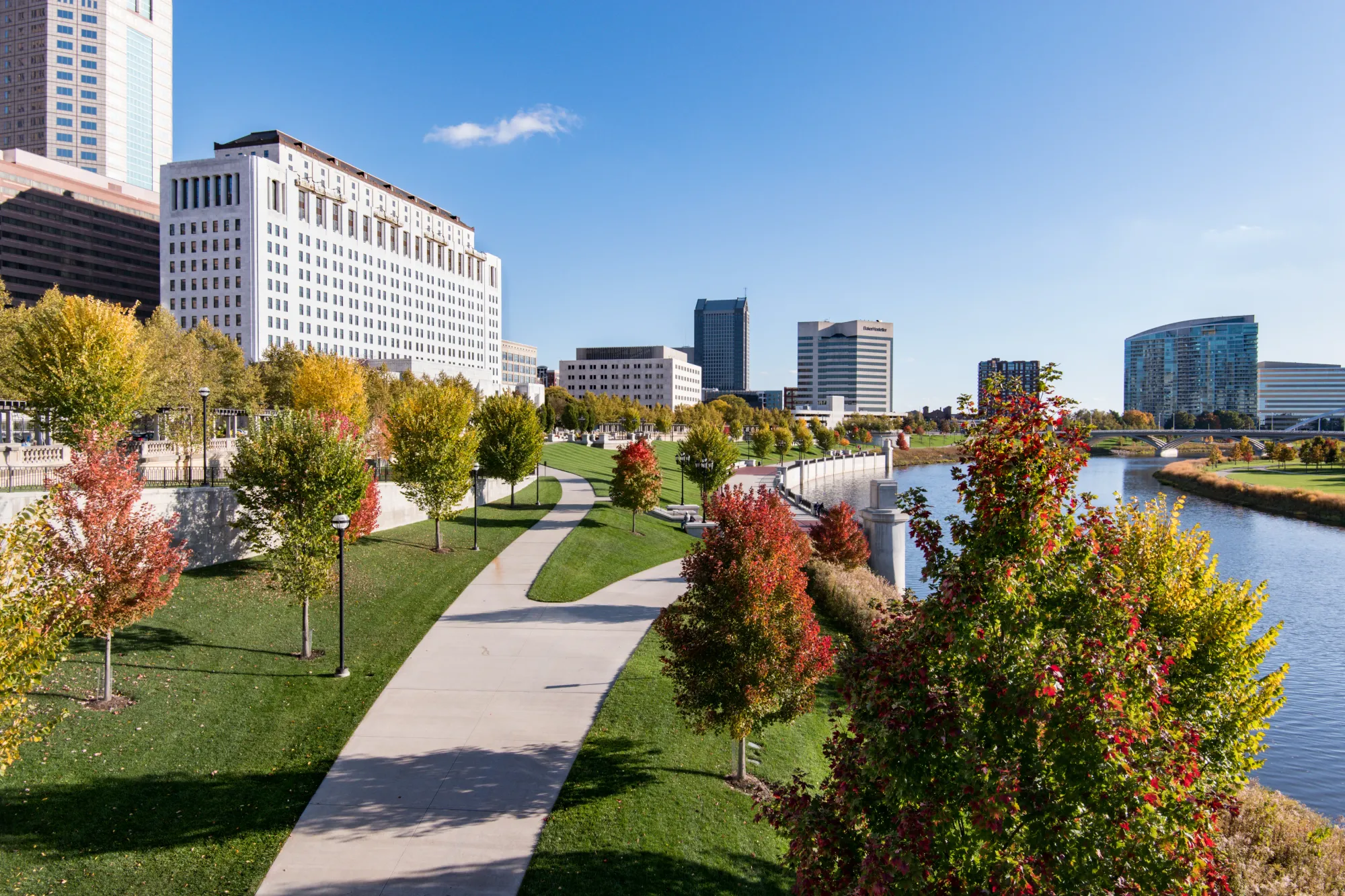 File:Columbus Scioto Mile 02.jpg - Wikimedia Commons