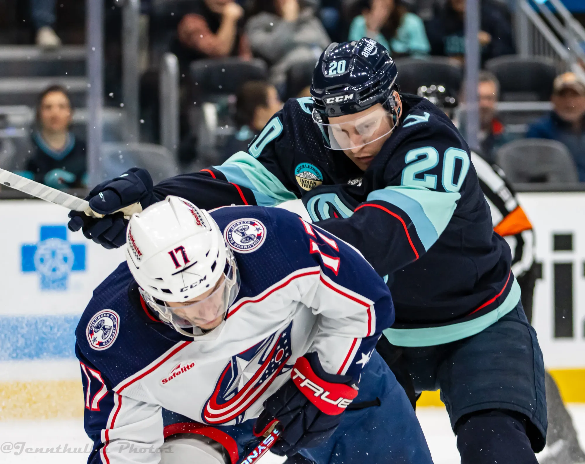 File:Columbus Blue Jackets at Seattle Kraken - 2024-01-28 - Eeli Tolvanen and Justin Danforth (53502113047).jpg - Wikimedia Commons