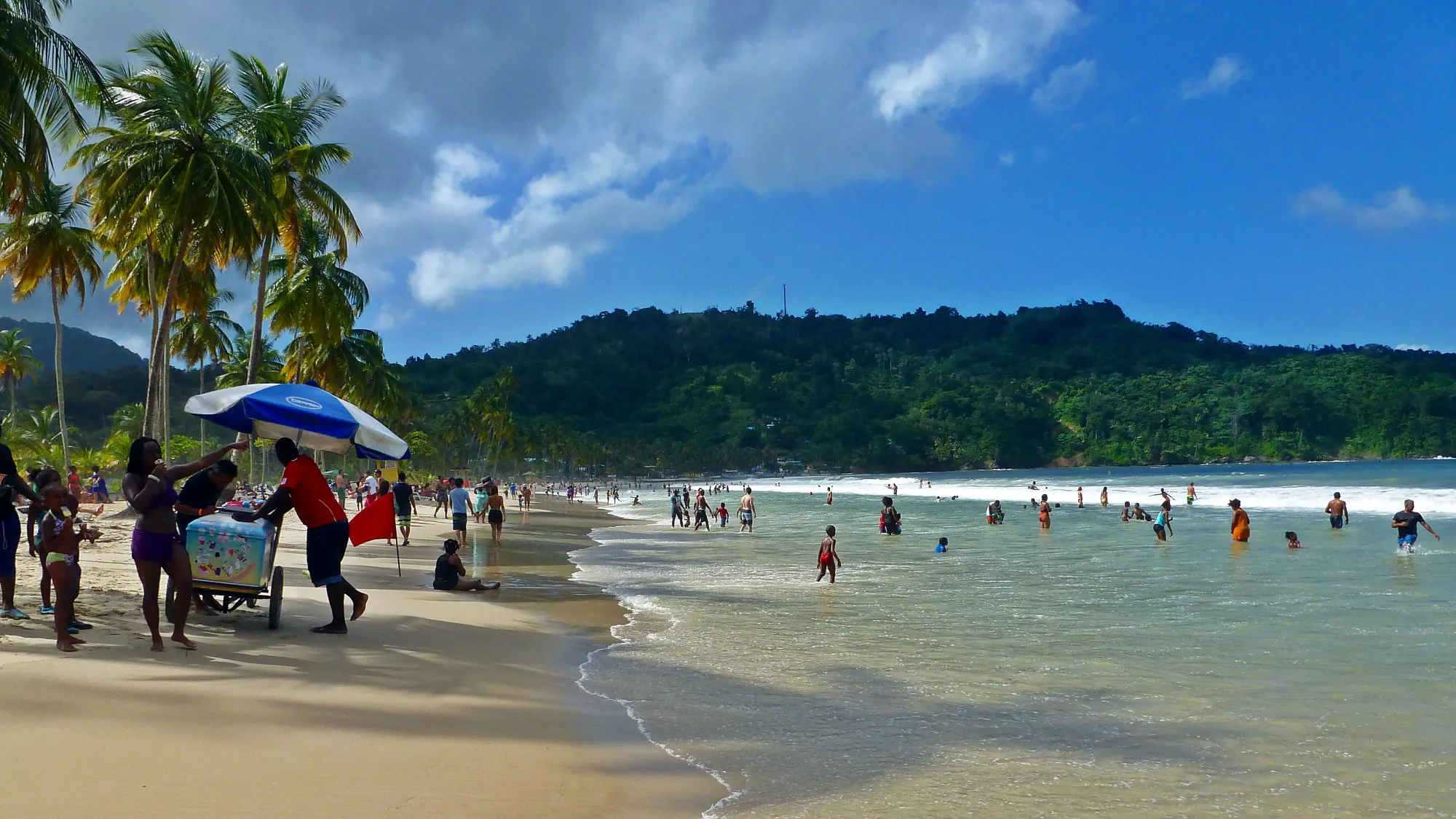 File:Maracas Bay - Trinidad, West Indies.jpg - Wikimedia Commons