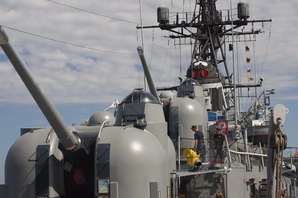 USS Turner Joy | USS Turner Joy (DD-951) was one of 18 Forre… | Flickr