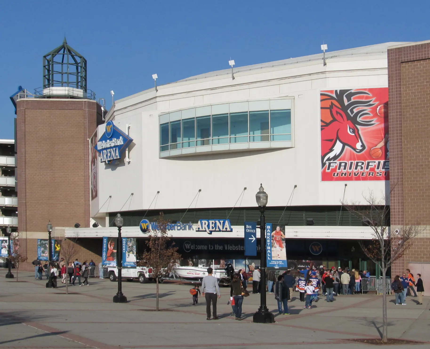 File:Bridgeport, Connecticut (8428766274).jpg - Wikimedia Commons