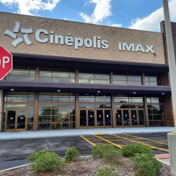 CINÉPOLIS LUXURY CINEMAS - Updated July 2025 - 130 Photos & 231 Reviews - 5500 Grandview Pkwy, Davenport, Florida - Cinema - Restaurant Reviews - Phone Number - Yelp