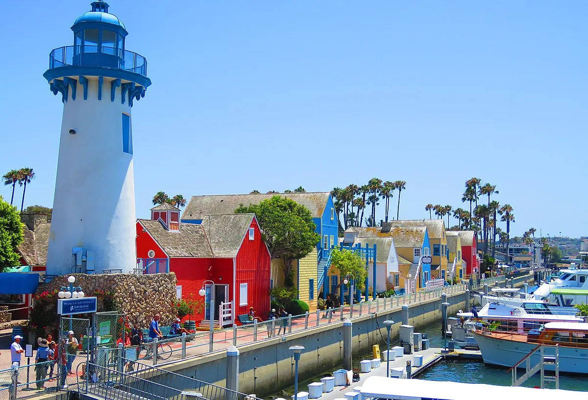 Category:Fisherman's Village, Marina del Rey - Wikimedia Commons