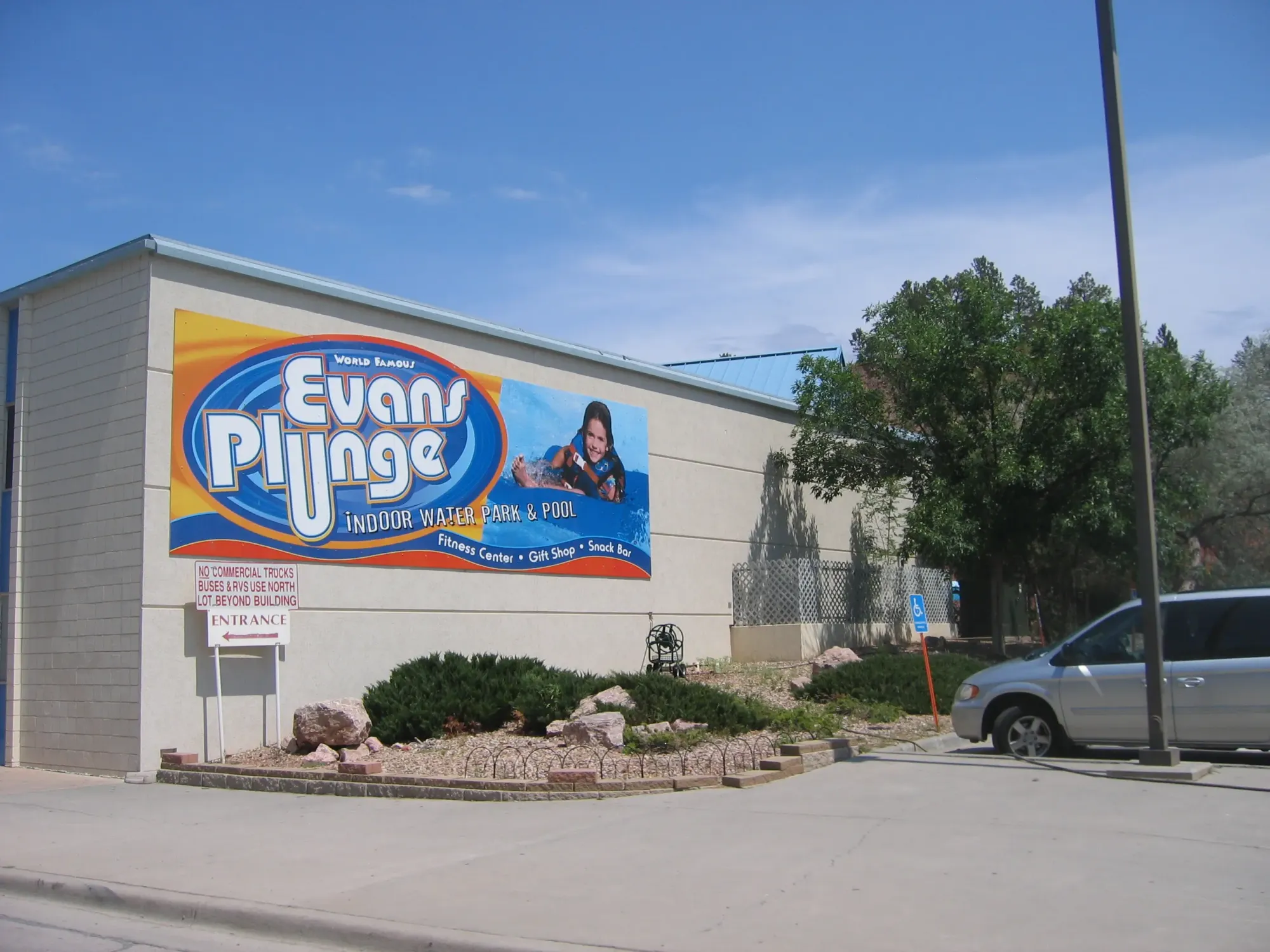 File:Evans Plunge, Hot Springs, South Dakota.JPG - Wikimedia Commons