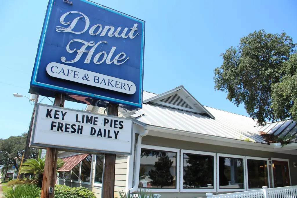 Destin Florida - Donut Hole Cafe & Bakery | Photo of the Don… | Flickr