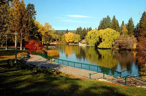 Drake Park - Wikipedia