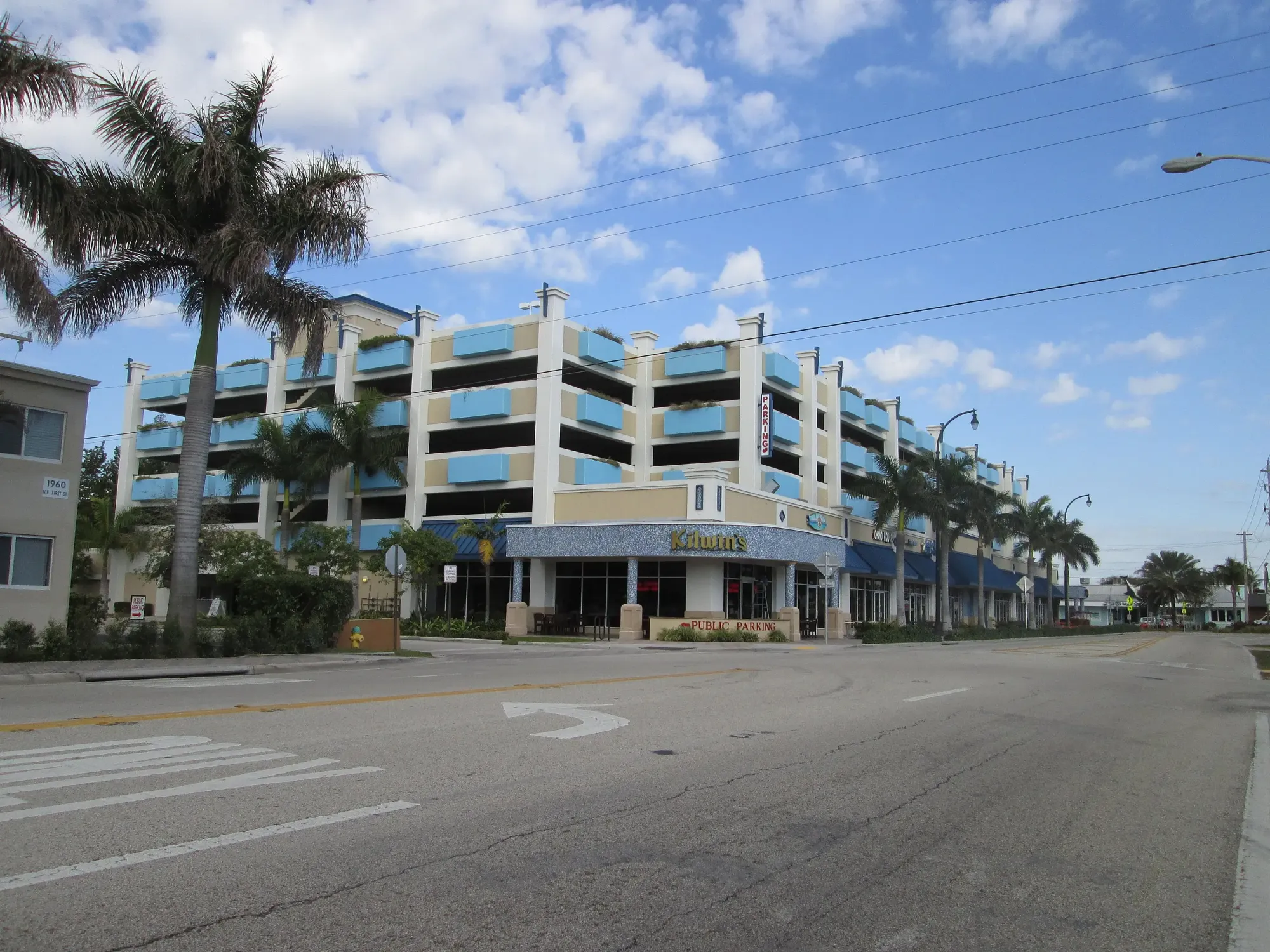 File:Deerfield Beach Jan2014 Kilwins.JPG - Wikimedia Commons