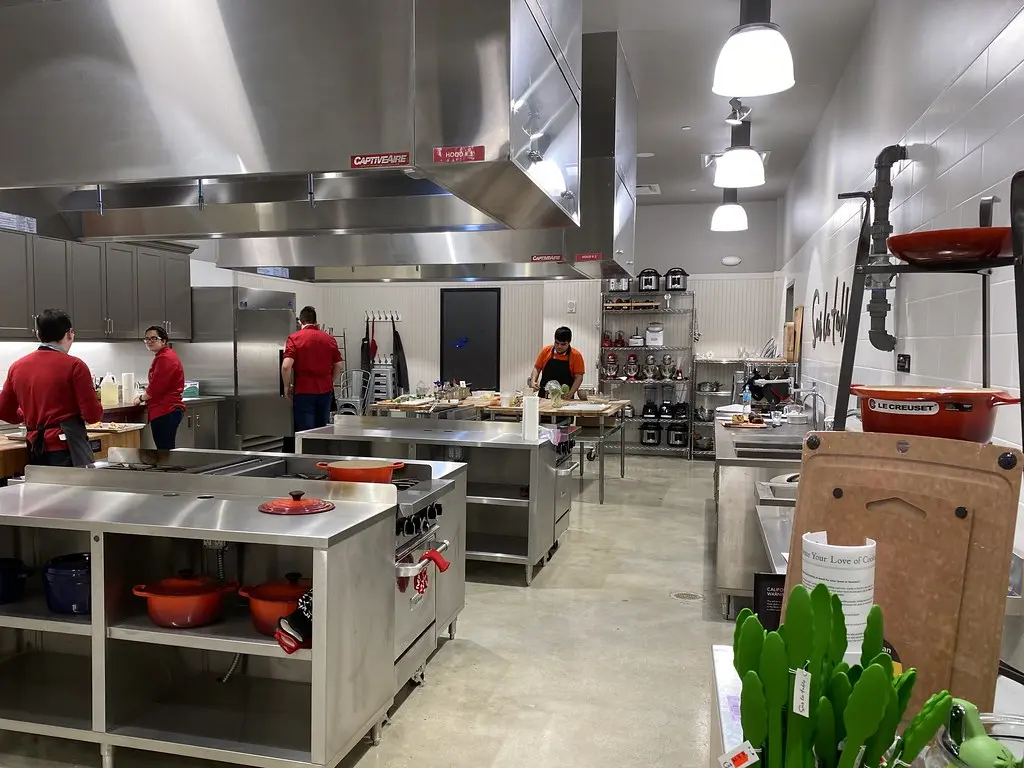 Kitchen Sur La Table Brickell City Centre | Phillip Pessar | Flickr