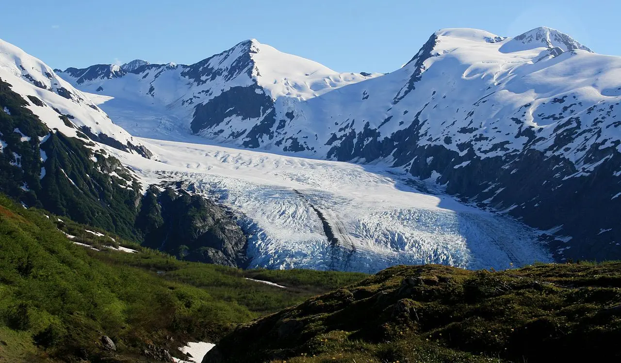 File:Portage Glacier from Portage Pass trail.jpg - Wikimedia Commons