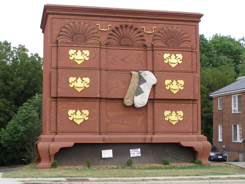 Giant Dresser: High Point, NC | This is reportedly the World… | Flickr