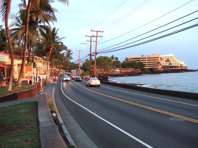 Alii Drive at sunset | Ali'i Drive in Kailua-Kona, Hawai'i. … | Flickr