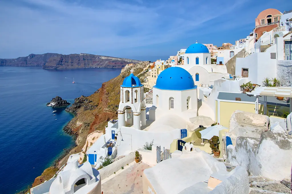 Choosing your island: Hawaii vs. Maldives vs. Greece