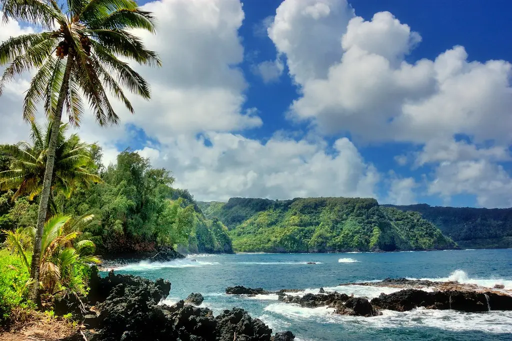 Awahu, Hawaii | Inlet on Awahu, Hawaii. | Bruce Vaughan | Flickr