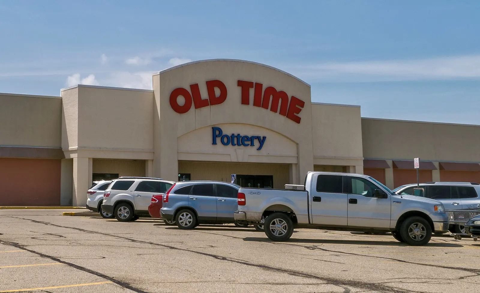 Old Time Pottery Forest Park | Fan of Retail | Flickr