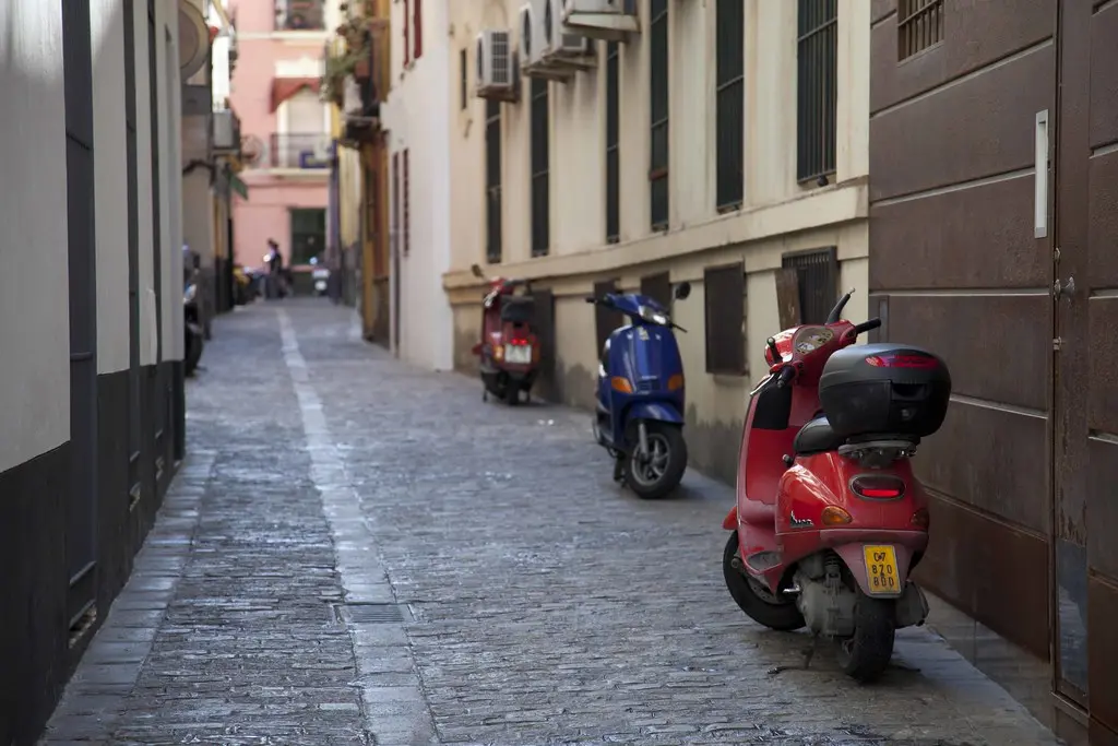 201127Apr_Seville_0430a | Seville Street | Ian Mountford | Flickr