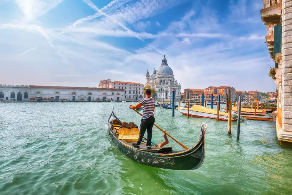 How Venice Might Remake Itself as a Contemporary Art Hub - No Paywall | Karta.com