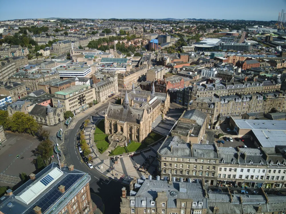 Why Tourists Could Soon Ditch Edinburgh for Cool, Historic Dundee - No Paywall | Karta