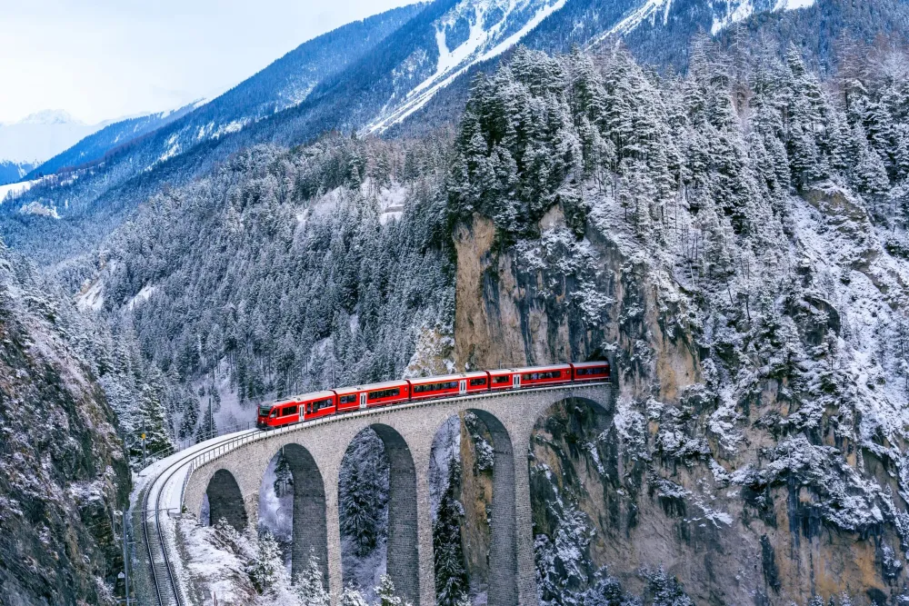 How skiers can travel by train to the slopes this winter - No Paywall | Karta