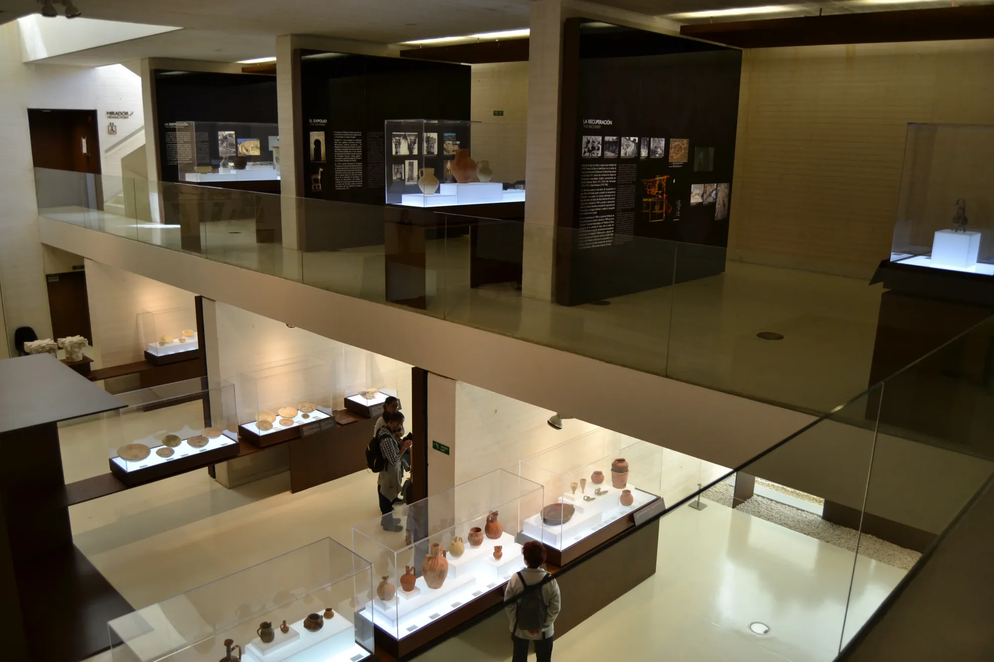 File:Medina Azahara Museum (26030605621).jpg - Wikimedia Commons