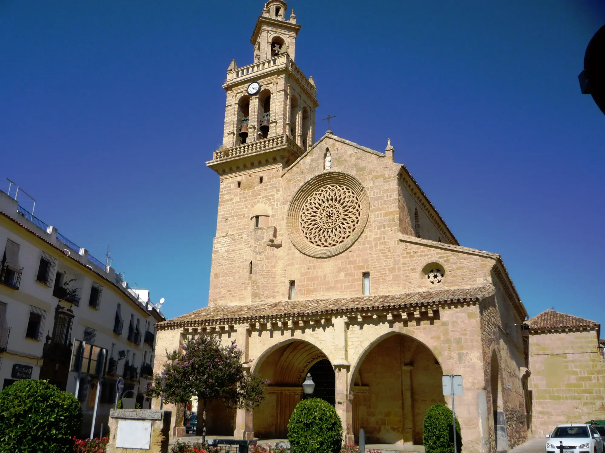 File:Iglesia de San Lorenzo - Córdoba (España) 002.jpg - Wikimedia Commons